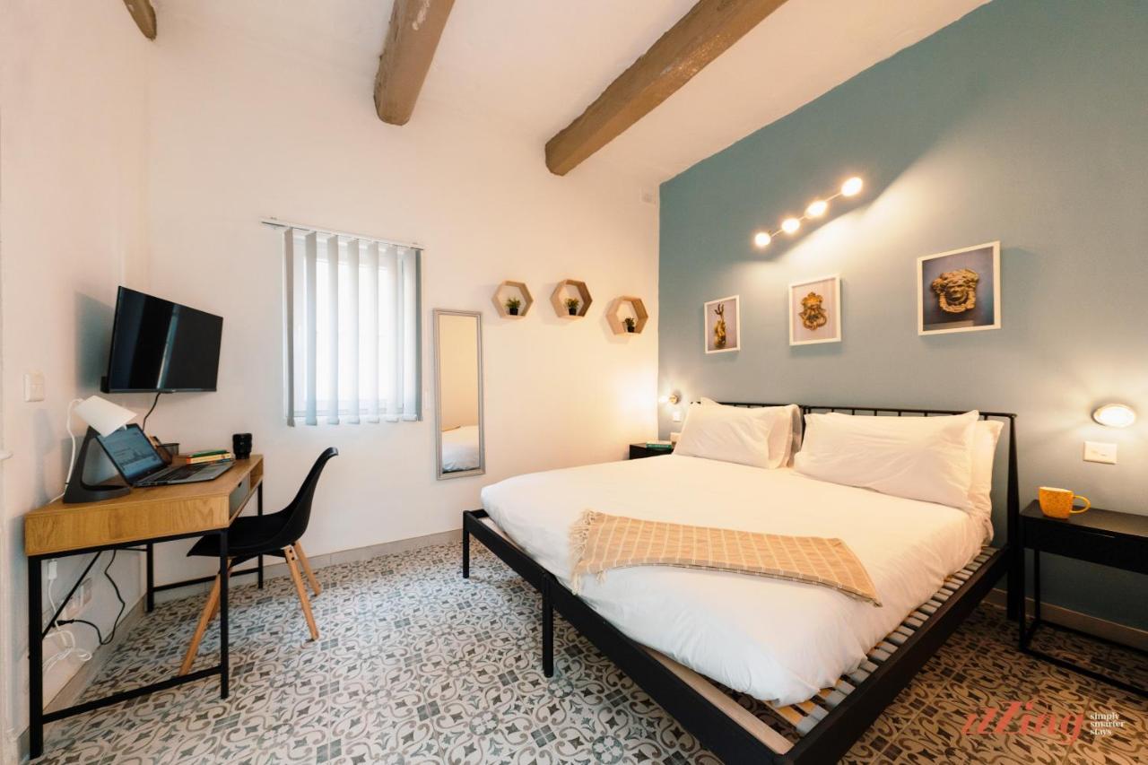 Case de vacanță A Modern Maltese Townhouse In *