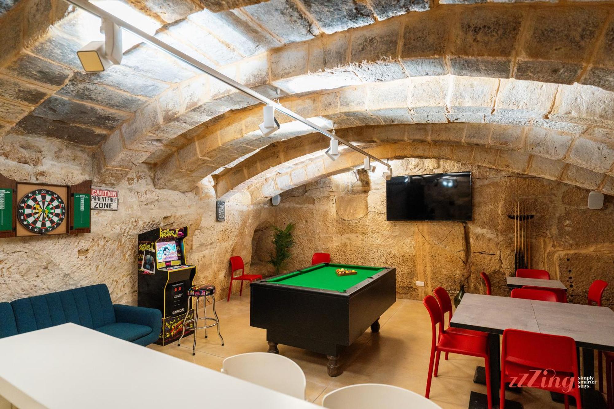 Case de vacanță A Modern Maltese Townhouse In *